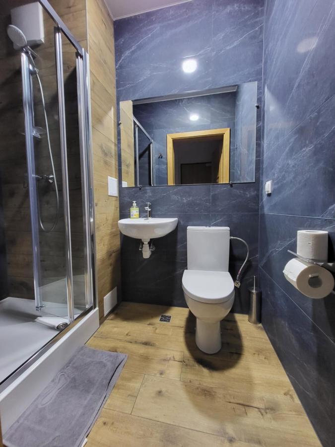 Foka Hostel Вроцлав Екстериор снимка